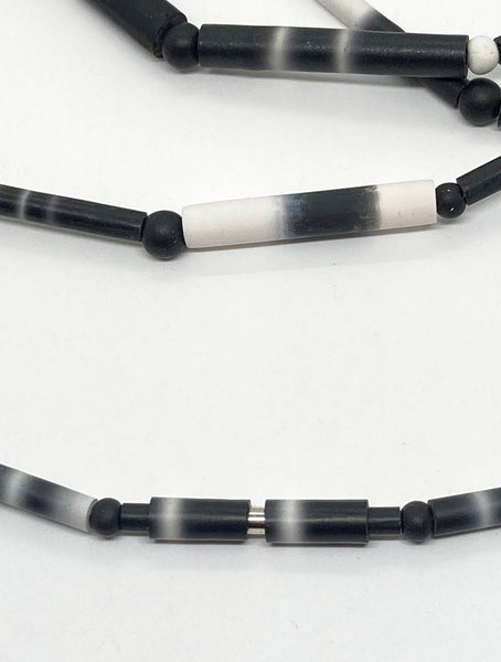Black & White Blurred Bead Necklace